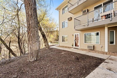 /international/us/2050-ridge-drive-saint-louis-park-mn-110107729928/