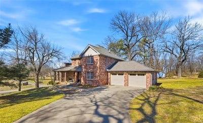 /international/us/916-e-27th-street-baxter-springs-ks-110110365646/
