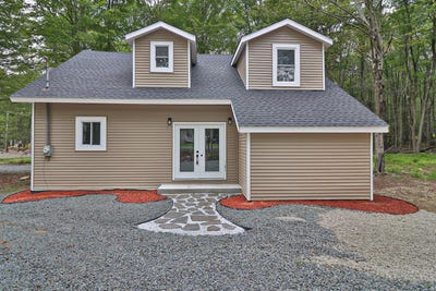 /international/us/1080-westside-drive-newfoundland-pa-110100221856/