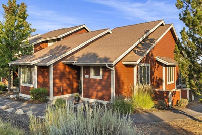 /international/us/10787-village-loop-redmond-or-110095045382/
