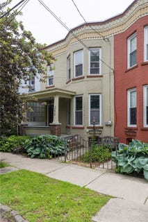 /international/us/355-w-clinton-street-elmira-ny-110107051554/