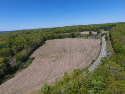 /international/us/pluto-rd-shady-spring-wv-110108472126/