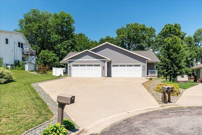 /international/us/1023-lincoln-st-onalaska-wi-110109004438/