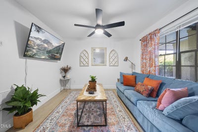/international/us/807-w-trinity-avenue-durham-nc-110107152402/