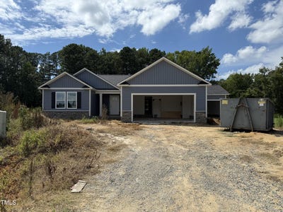 /international/us/241-maxwell-farm-lane-selma-nc-110100838008/