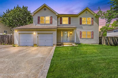 /international/us/808-anchor-avenue-beachwood-nj-110108110262/