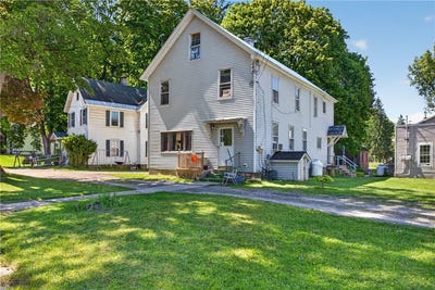 /international/us/25-academy-street-new-berlin-ny-110108583336/