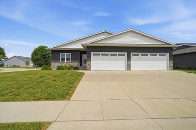 /international/us/400-allison-avenue-laporte-city-ia-110119509649/