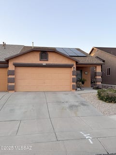 /international/us/2135-e-calle-los-marmoles-tucson-az-110100456800/