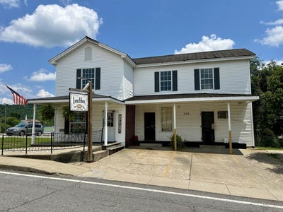 /international/us/712-hendrick-street-wayne-wv-110100746191/