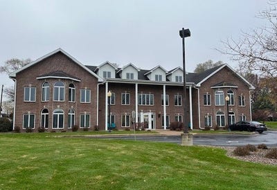 /international/us/3603-n-hastings-way-eau-claire-wi-110095695002/