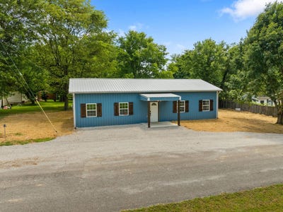 /international/us/1016-phillips-avenue-hartford-ky-110100924513/