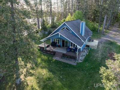/international/us/730-premo-creek-road-crystal-falls-mi-110108576732/