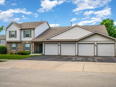 /international/us/394-woodview-circle-elgin-il-110108357394/