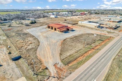 /international/us/3820-w-3rd-street-elk-city-ok-110094082686/