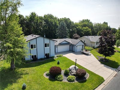/international/us/8324-cooper-way-inver-grove-heights-mn-110101460809/?lang=en