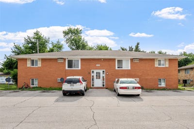 /international/us/217-nw-college-avenue-ankeny-ia-110108149677/