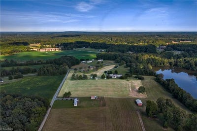 /international/us/5848-coble-church-road-liberty-nc-110108090318/