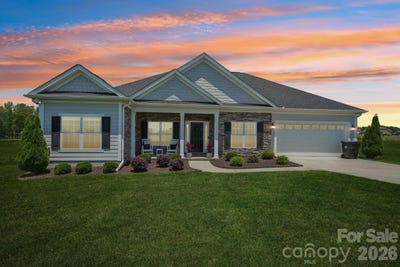 /international/us/3023-isle-lane-monroe-nc-110108740013/