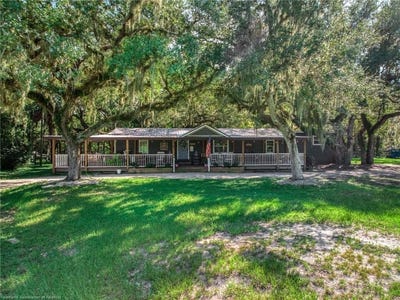 /international/us/1682-friendship-lane-zolfo-springs-fl-110119629544/