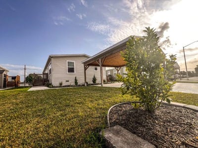 /international/us/1090-e-park-street-gardner-ks-110110366809/