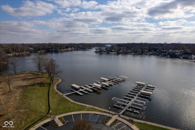 /international/us/20971-shoreline-court-noblesville-in-110105801625/