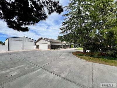 /international/us/3785-e-wanda-street-ammon-id-110108919763/
