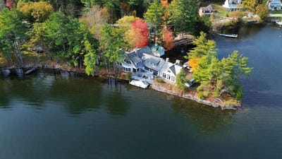 /international/us/1926-west-lake-road-wells-vt-110102987264/