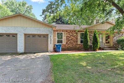 /international/us/2509-golden-shores-drive-fenton-mi-110101358112/