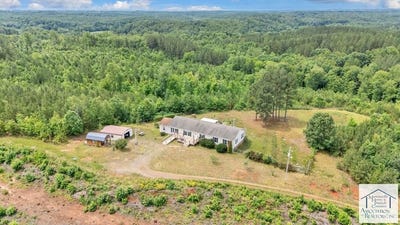 /international/us/389-kaye-trail-ln-axton-va-110108935033/