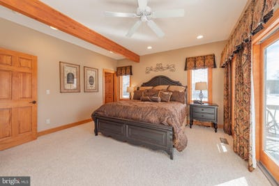 /international/us/662-waterfront-greens-drive-swanton-md-110100396446/