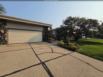 /international/us/1253-hiawatha-trail-sioux-city-ia-110119485896/