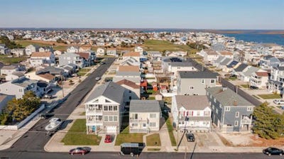 /international/us/903-e-beach-ave-brigantine-nj-110119990410/