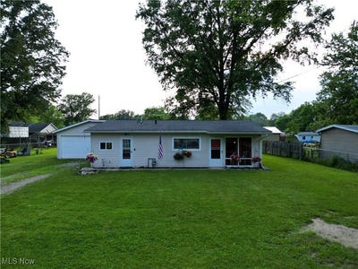 /international/us/12488-avalon-drive-grafton-oh-110100799175/