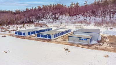/international/us/851-e-us-41-highway-negaunee-mi-110107860523/