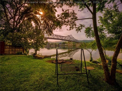 /international/us/120-whittbury-lane-red-house-wv-110108613901/?lang=id