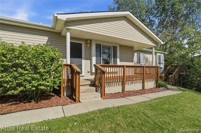 /international/us/1117-lake-shore-circle-mundy-twp-mi-110108802430/