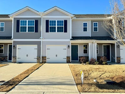 /international/us/149-tributary-way-fuquay-varina-nc-110106316374/