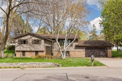 /international/us/2720-pineview-lane-n-plymouth-mn-110108073502/