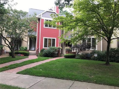 /international/us/30-cornhill-place-rochester-ny-110108335627/