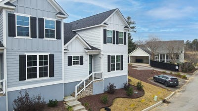 /international/us/221-banksia-road-aiken-sc-110106585303/