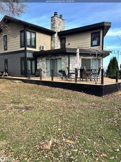 /international/us/1219-s-shore-drive-clear-lake-ia-110103524409/