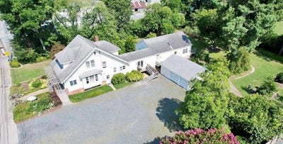 /international/us/141-market-st-onancock-va-110102696093/
