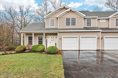 /international/us/36-oakmont-street-niskayuna-ny-110106978864/