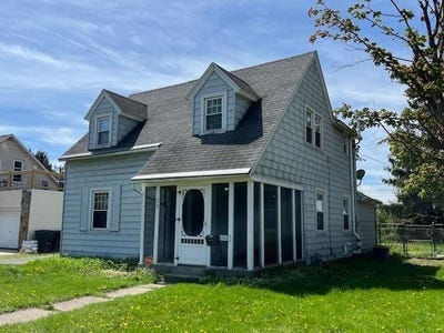/international/us/33-pleasant-avenue-battle-creek-mi-110107611079/