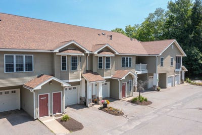 /international/us/9-blueberry-hill-road-plymouth-nh-110109470547/