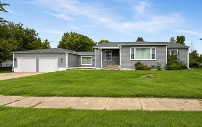 /international/us/601-e-walnut-street-ogden-ia-110108496678/