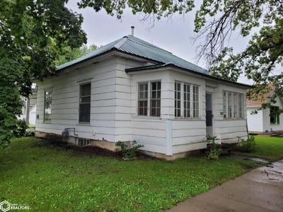 /international/us/202-e-jackson-street-sigourney-ia-110119959617/