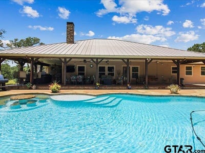 /international/us/658-an-county-road-155-elkhart-tx-110092711137/