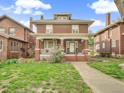 /international/us/1005-e-monroe-street-belleville-al-110107512468/
